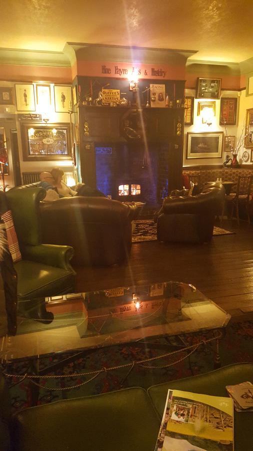 The Black Horse Hellifield Exterior foto